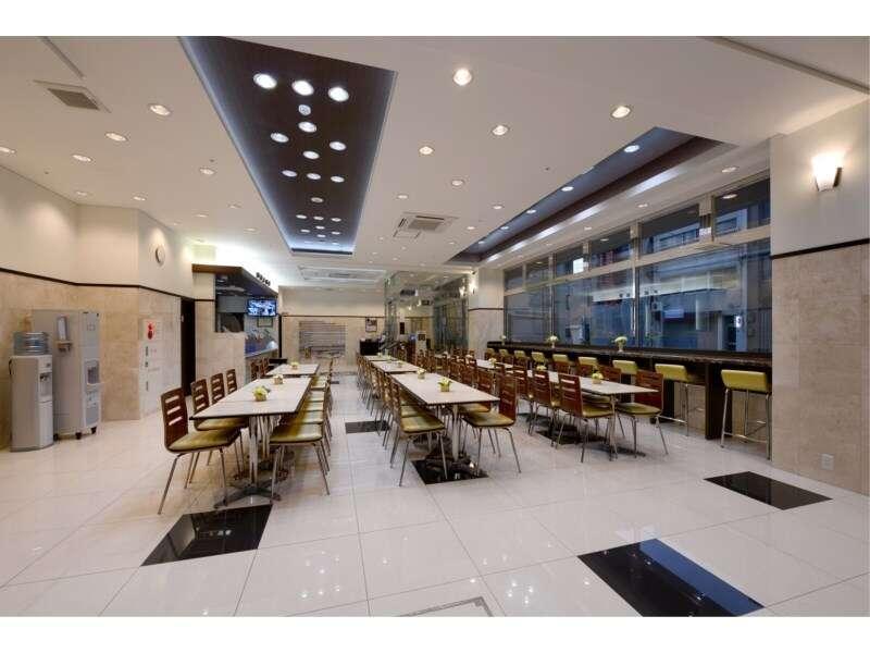 Toyoko Inn Tokyo Eki Yaesu Kita Guchi Exteriör bild