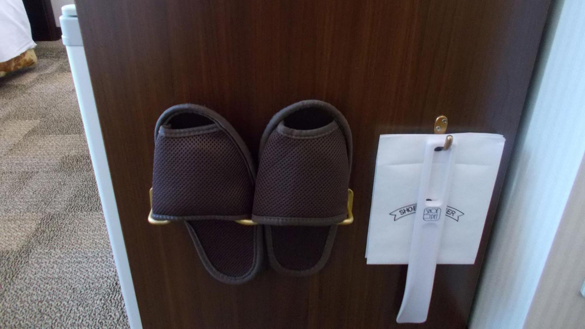 Toyoko Inn Tokyo Eki Yaesu Kita Guchi Exteriör bild