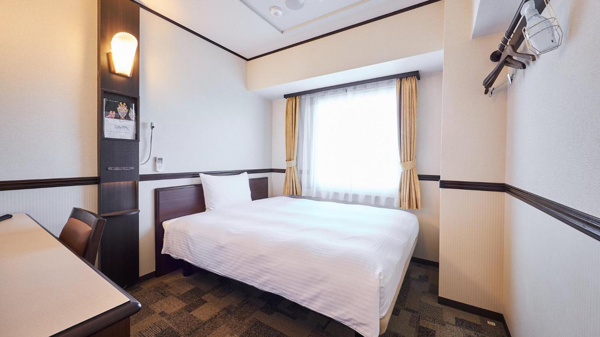 Toyoko Inn Tokyo Eki Yaesu Kita Guchi Exteriör bild