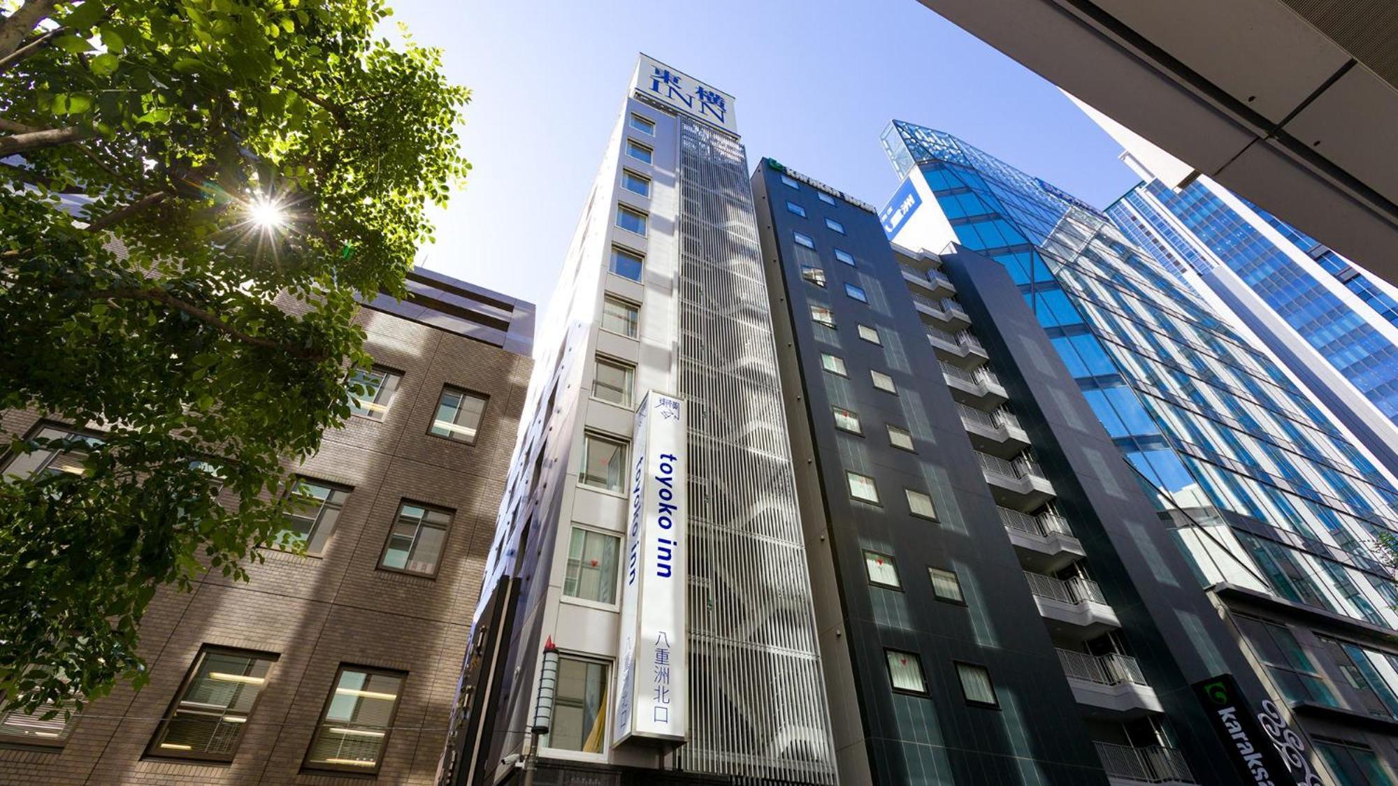 Toyoko Inn Tokyo Eki Yaesu Kita Guchi Exteriör bild